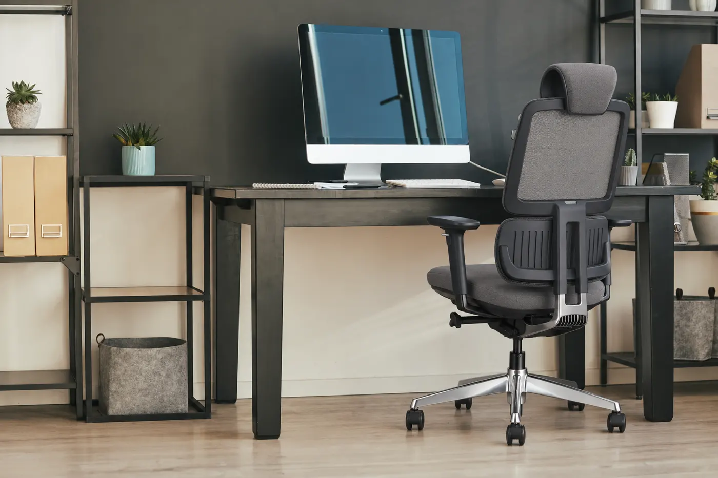 venus ergonomska stolica radni prostor
